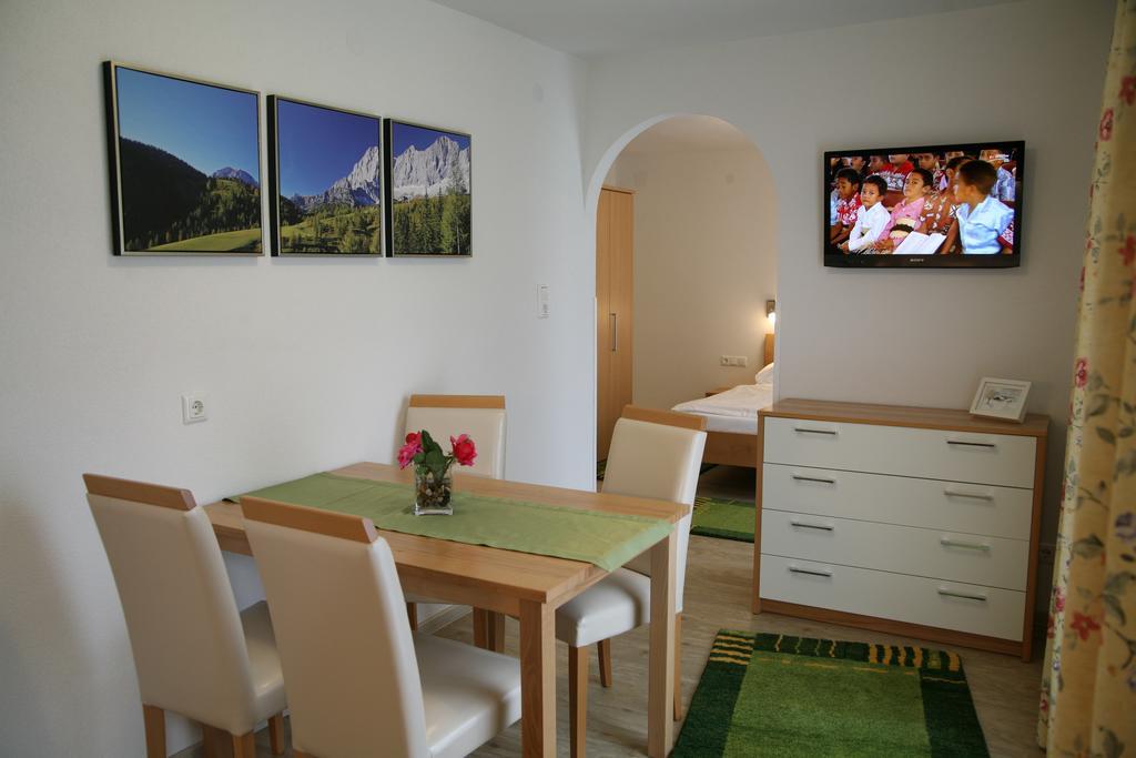 Apartmenthaus Dornroeschen Рамзау-ам-Дахштайн Номер фото
